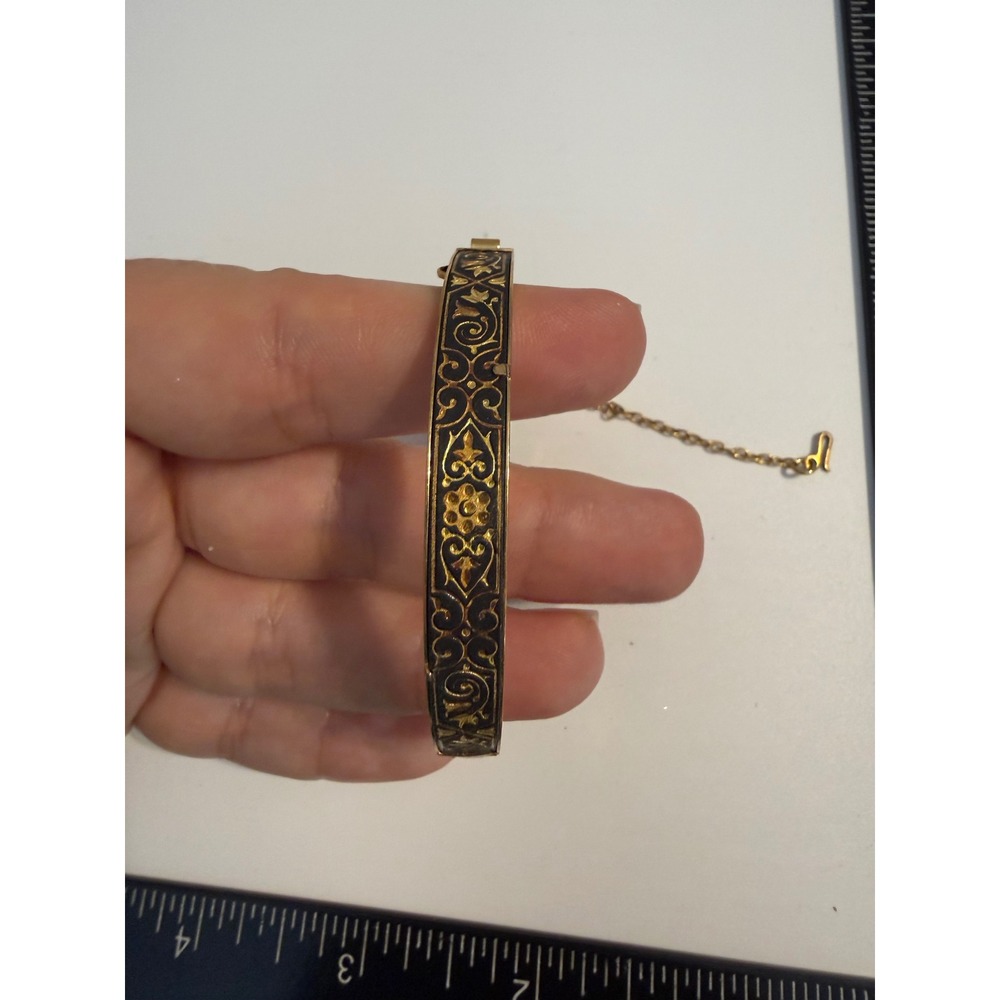 Vintage Spanish‎ Damascene Bangle Bracelet Gold Black Floral Hinged Safety Chain